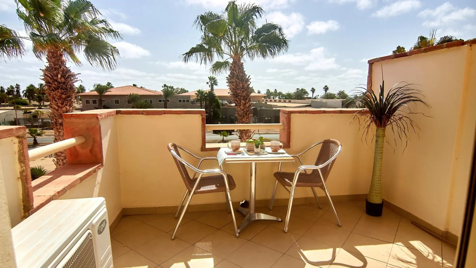 Paraiso Tropical Wifi And Pool Djadsal Moradias Санта-Мария Апартаменты